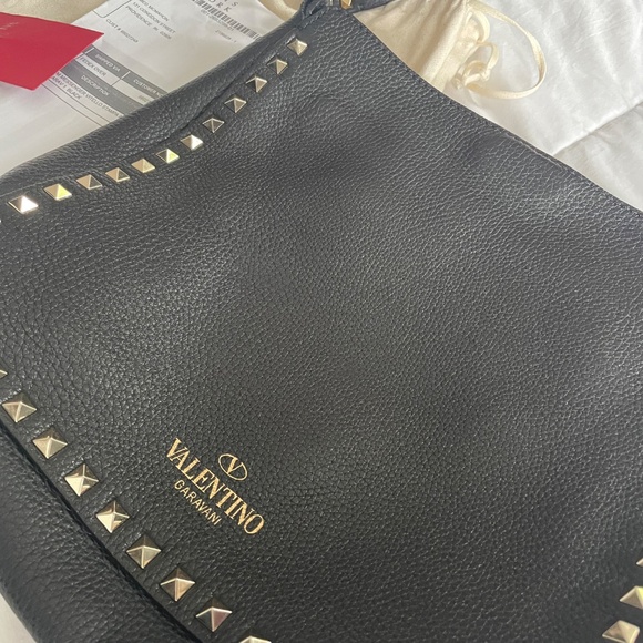 Valentino Garavani Rockstud Small Messenger Bag - Picture 5 of 6